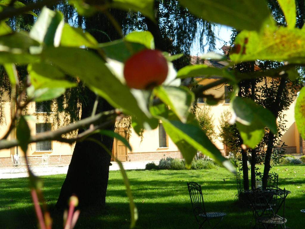 Agriturismo Cascina Pezzolo Lodi Exteriör bild