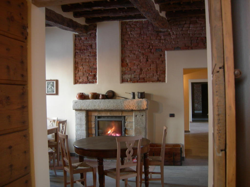 Agriturismo Cascina Pezzolo Lodi Exteriör bild